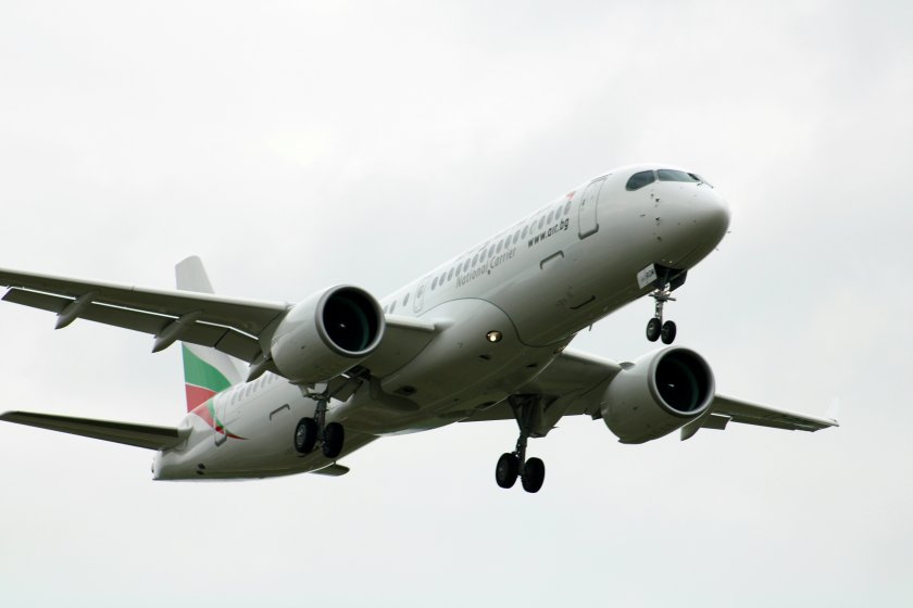 Кабинетът назначи България Еър АД за въздушен превозвач, който да