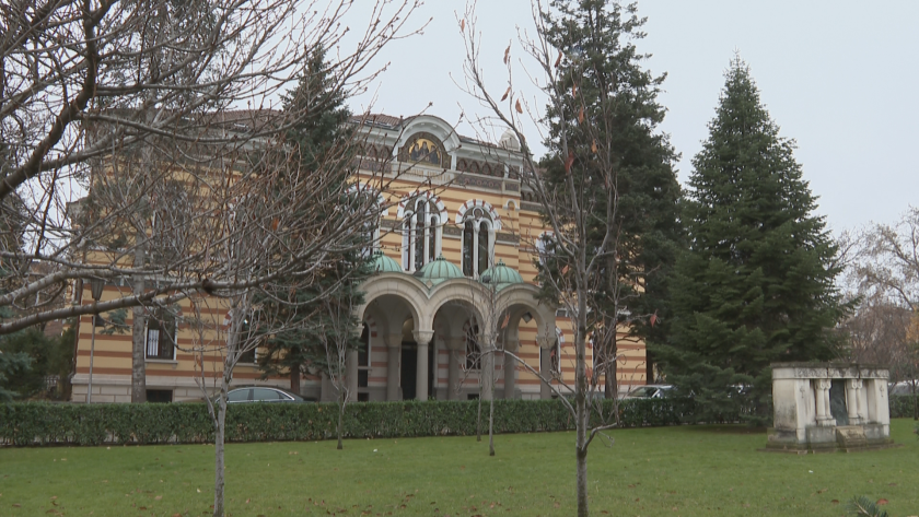 Протест и контрапротест пред Светия синод, съпровождащи отмяната на наредбата