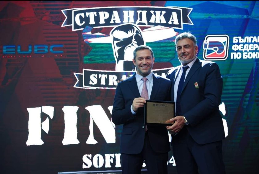 президентът европейската боксова конфедерация българия разполага дрийм тим