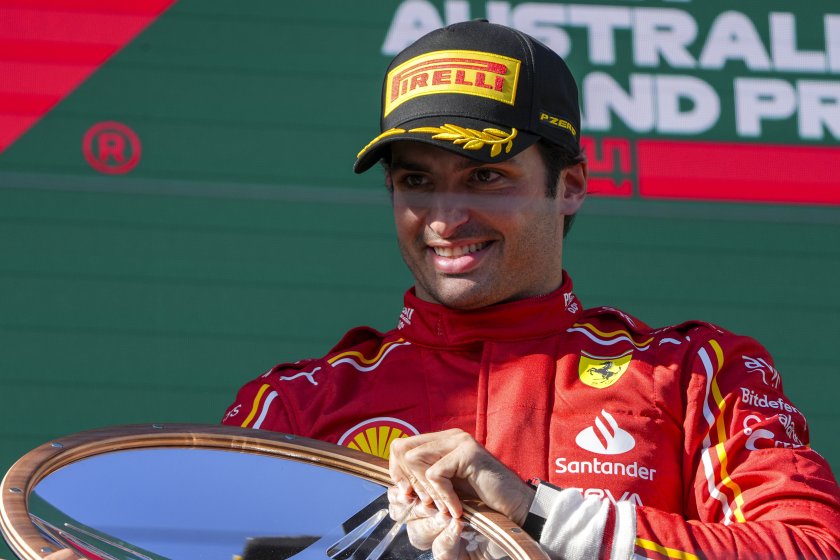 Испанският пилот на Ферари Карлос Сайнс спечели състезанието за Гран