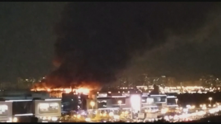 Стрелба в Москва. Трима души в камуфлажни дрехи са открили