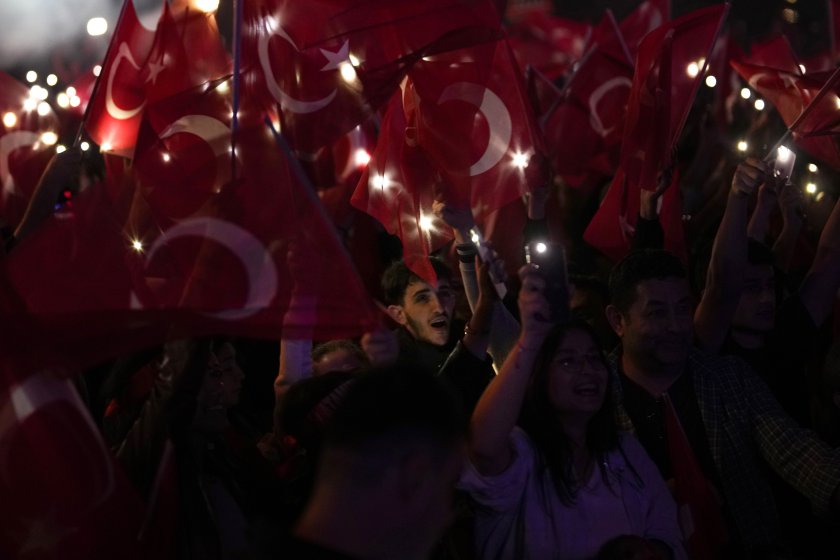 Опозицията води на местния вот в Турция