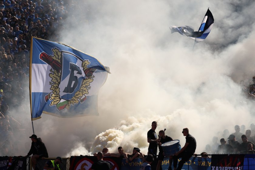 Футболната среща между отборите на Левски и ЦСКА е преминала