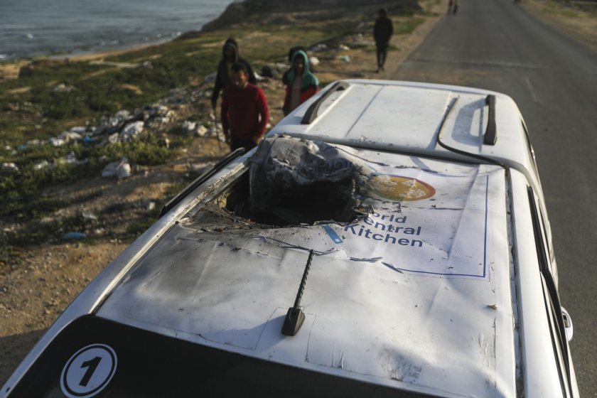 Натиск върху Израел след смъртта на седемте хуматитарни работници в Газа