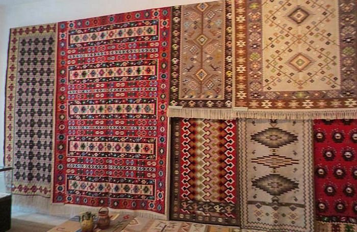 български килими повече век бъдат изложени париж