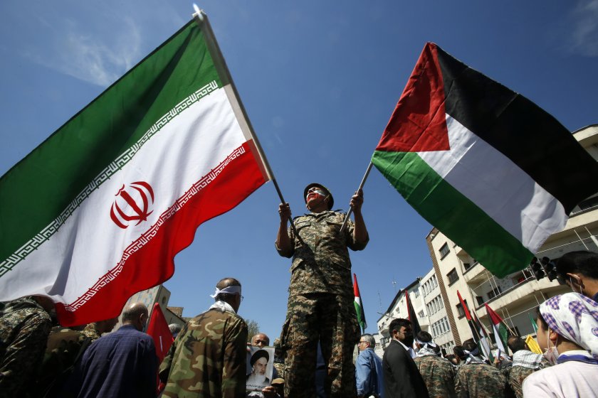 Напрежението между Иран и Израел продължава да ескалира. Ислямската революционна
