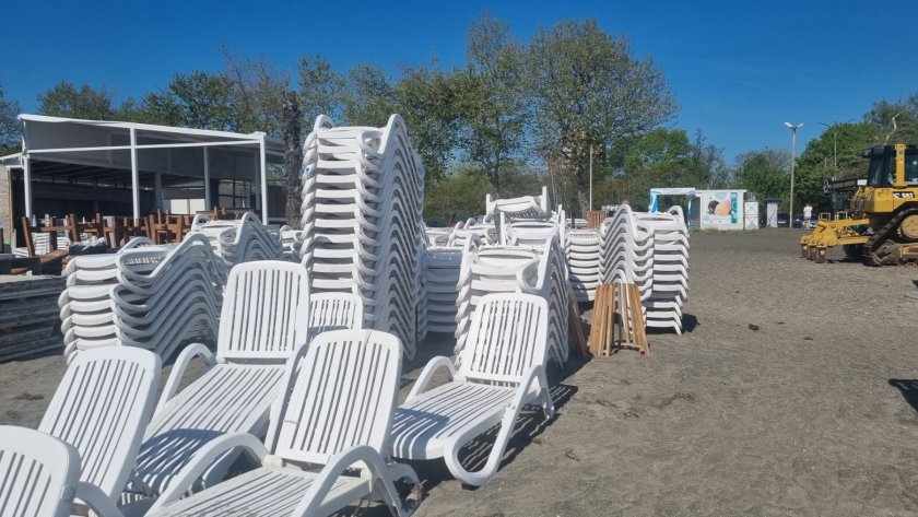 Преди летния сезон: Десетки плажове по Южното Черноморие могат да останат без стопани