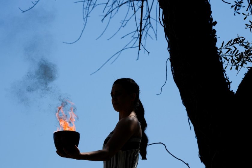 гърция направиха генерална репетиция запалването факела олимпийския огън