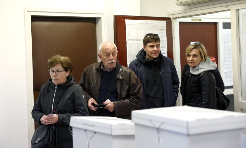 Хърватите избират нов парламент след предизборна кампания, белязана от остър