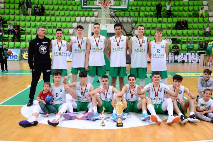 балкан ботевград втора поредна година триумфира купата бфб юношите
