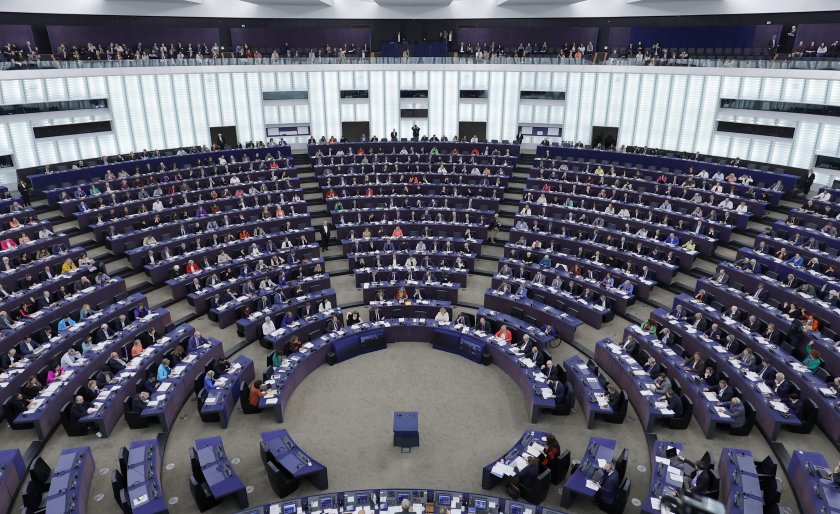 български евродепутати искат съдействие освобождаването българите заложници хутите