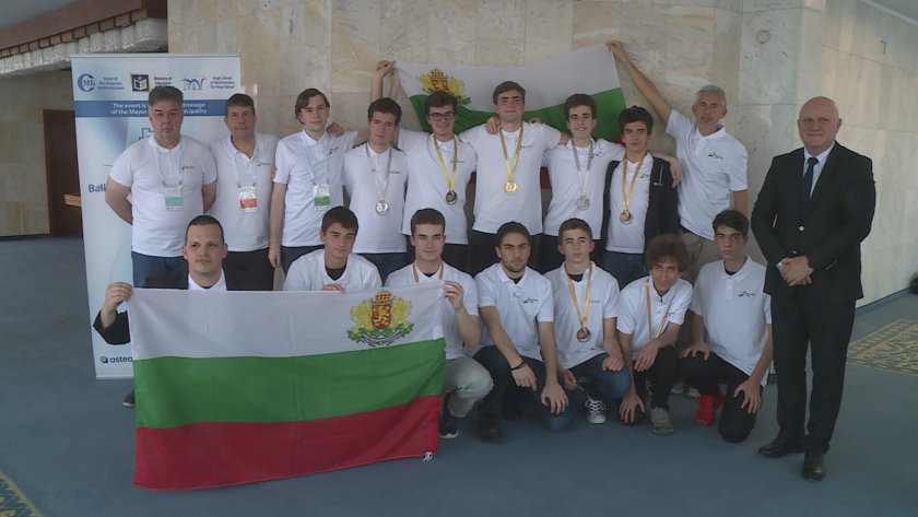 Осем медала спечелиха българските ученици на 41-вата Балканска олимпиада по