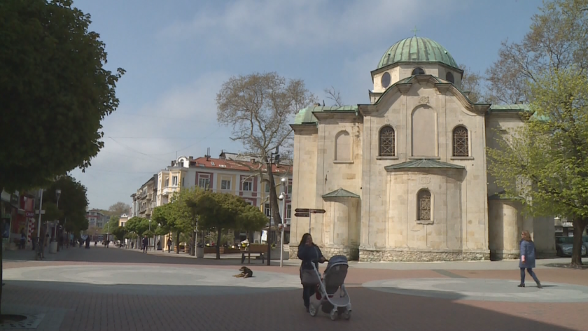 Във Варна екскурзоводите отново предлагат безплатни туристически обиколки на града.Първият