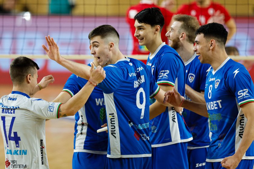 Снимка: Левски спечели титлата във волейболното първенство при мъжете