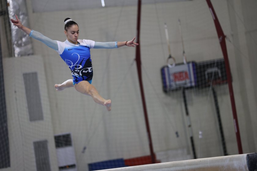 българските състезателки проведоха подиум тренировка европейското спортна гимнастика жени девойки