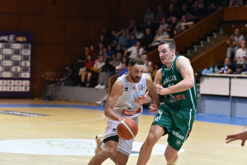 Носителят на Купата на България по баскетбол за мъже Черноморец