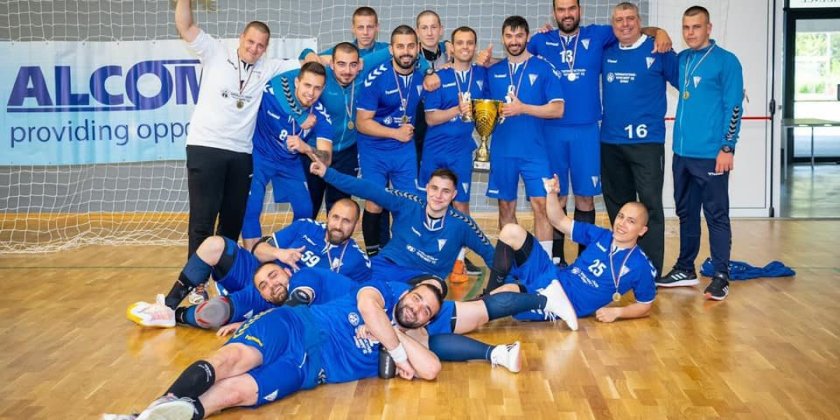 шумен поведе суперфинала титлата мъжкото първенство хандбал българия