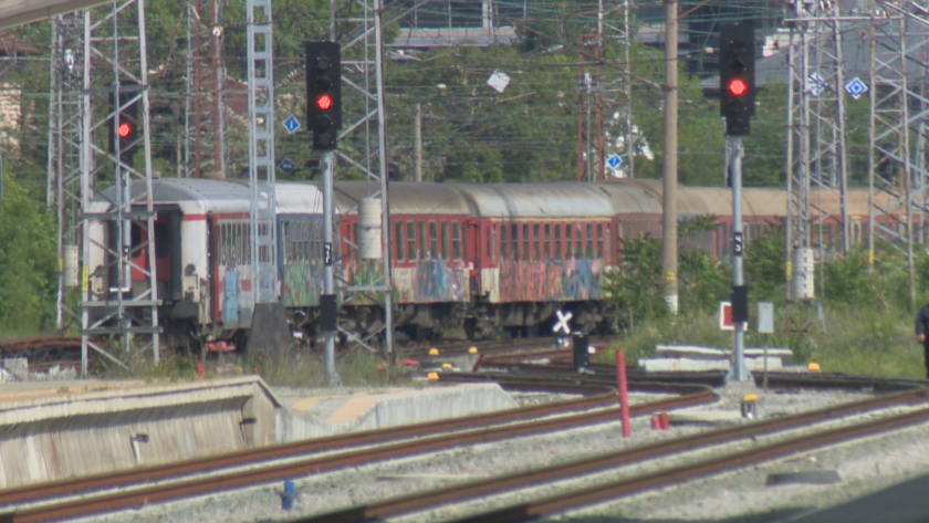 бдж затваря коловозите централна гара софия влаковете северна българия