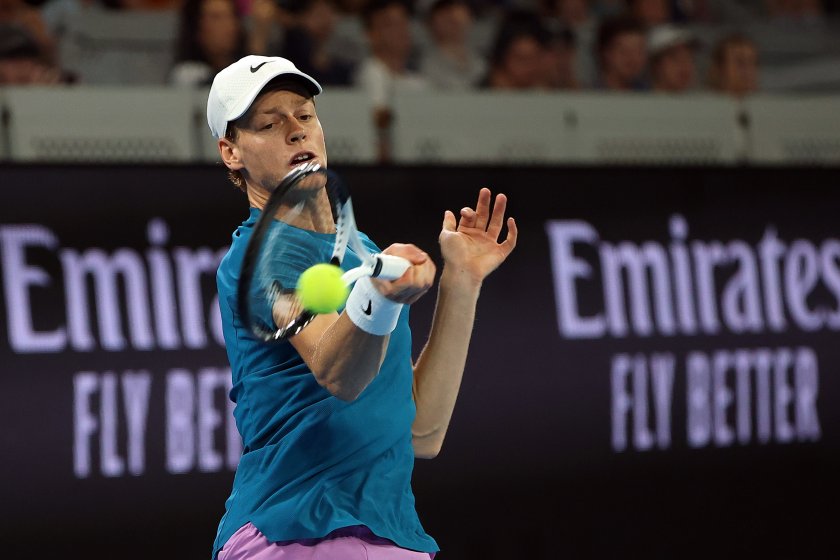 Италианската тенис-звезда Яник Синер се оттегли от участие в турнира