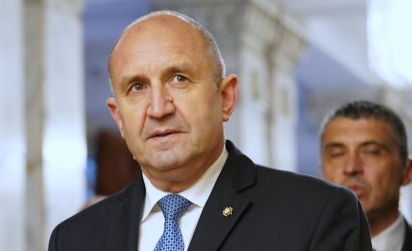 Президентът и днес посочи, че държавата закъснява с изграждането на