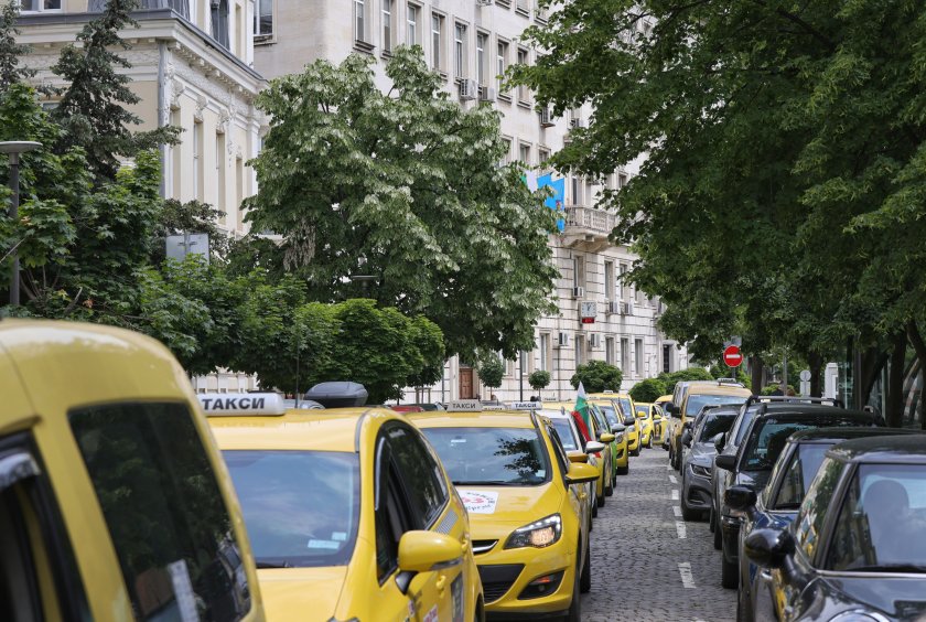 таксиметровите шофьори софия излизат безсрочен протест понеделник
