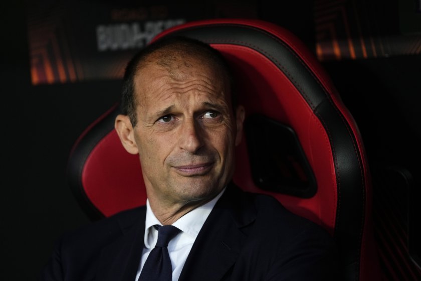 Ювентус уволни треньора си Масимилиано Алегри, съобщават от италианския клуб