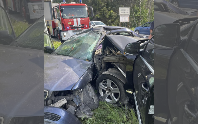 Автомобил на НСО, в който се е возил Кирил Петков,