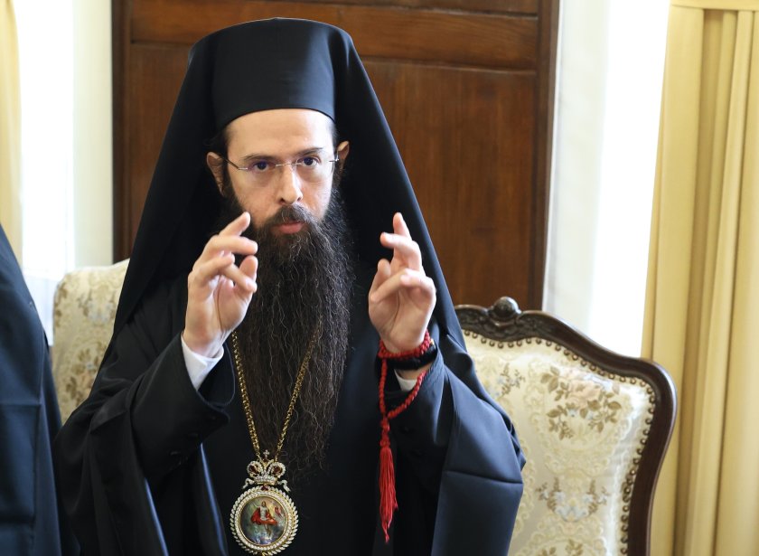 Светият Синод избра Знеполския епископ Арсений за Сливенски Митрополит. Досега