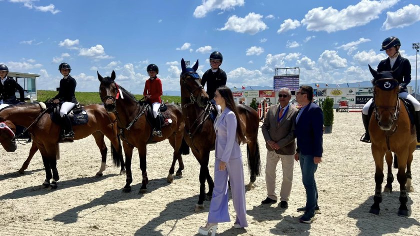 български победи третия ден световната купа конен спорт база фригопан