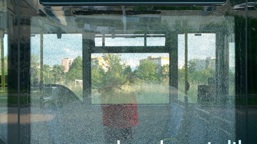 Стрелба по автобус от градския транспорт в Пловдив. Инцидентът e