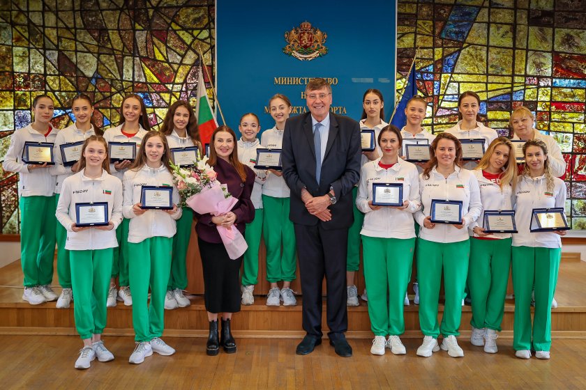 министър глушков награди медалистките европейското първенство художествена гимнастика