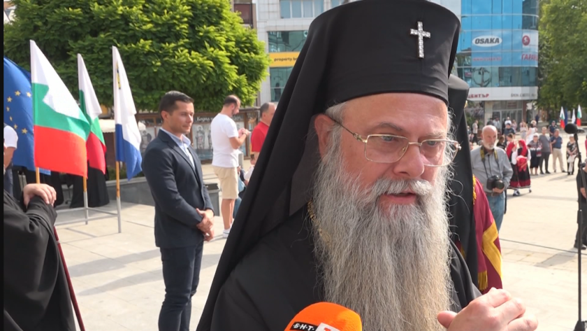 Пловдивският митрополит Николай заяви, че няма да стане български патриарх.