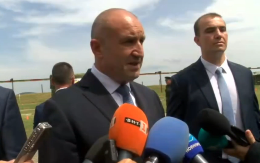 Президентът Румен Радев ще обяви в понеделник кога ще свика