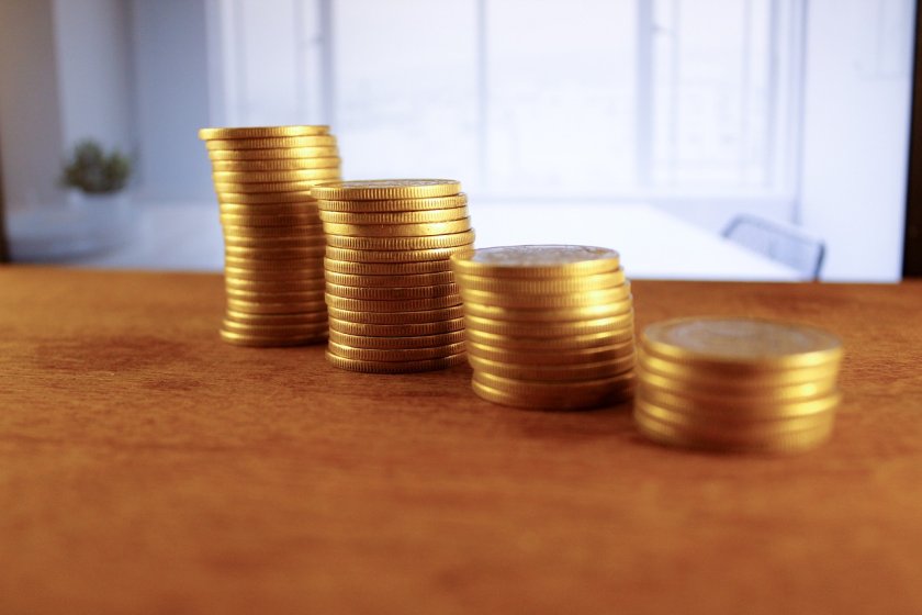 Мъж открадна сумата от 12 000 лева от офис за