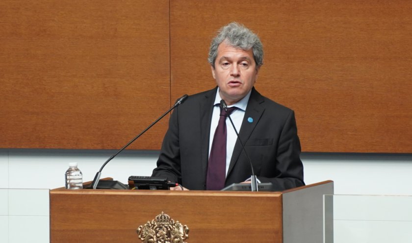 Всички проблеми в държавата имат решения, които може да изпълни