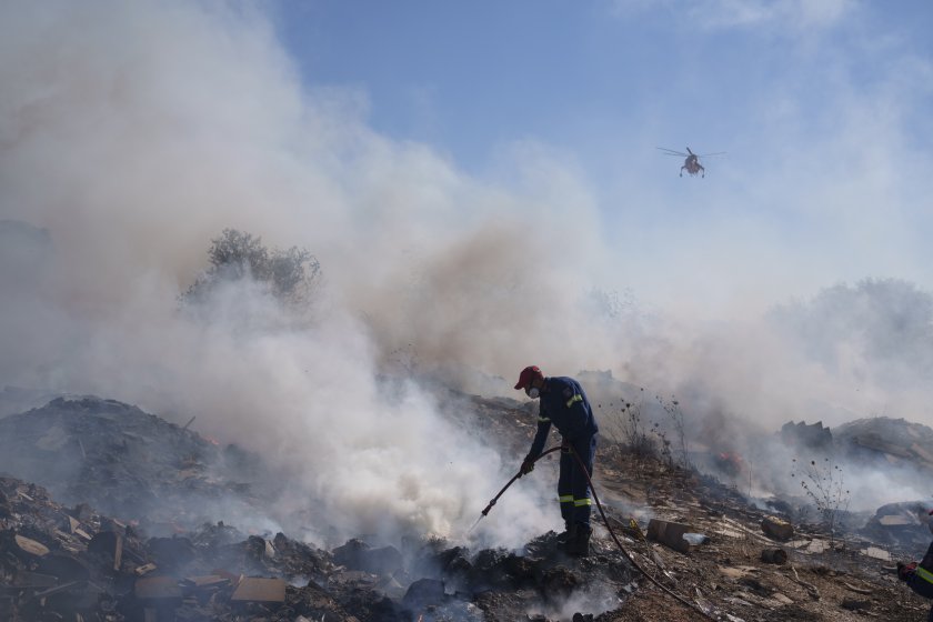 горски пожар наложи евакуация две села гърция