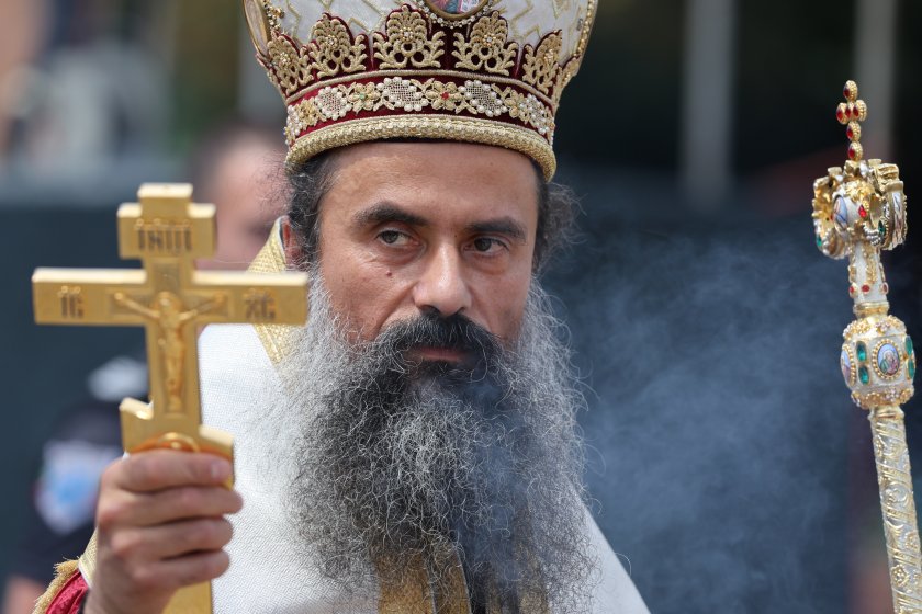 призванието църквата събира разделени каза новият патриарх даниил
