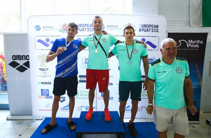 Петър Мицин спечели финала на 200 метра бътерфлай на Държавното първенство по плуване