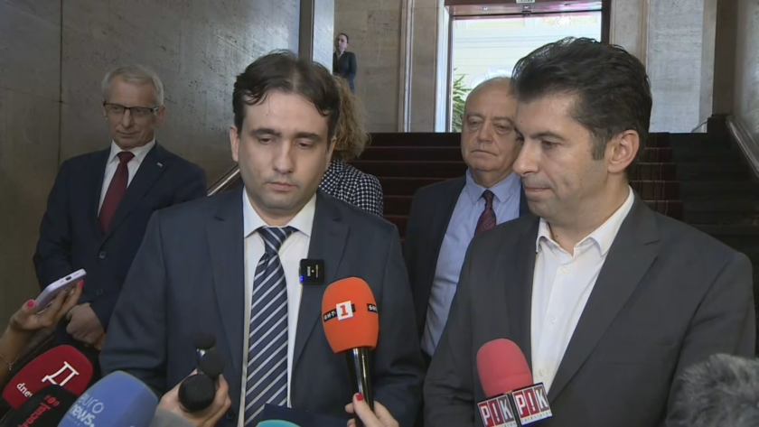 Съдебна реформа преди излъчване на правителство в 50-ия парламент предлага