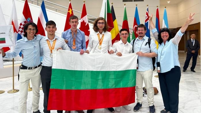български ученици спечелиха медала олимпиадата биология казахстан
