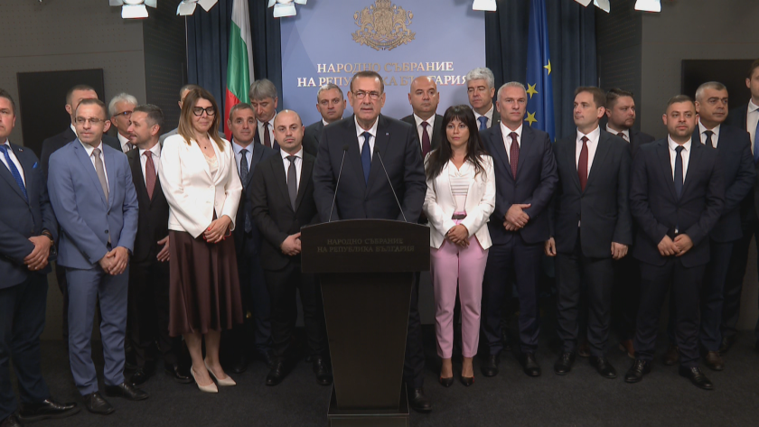 Депутатите от ДПС, които подкрепят Ахмед Доган, са готови да