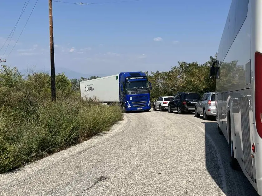 пожари блокираха движението магистралата солун гкпп кулата промахон