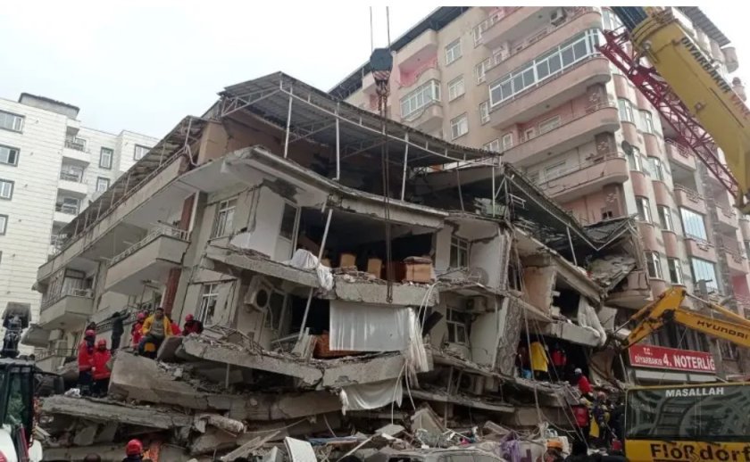 В Турция ще разследват държавни служители по дело за причинени от земетресение щети