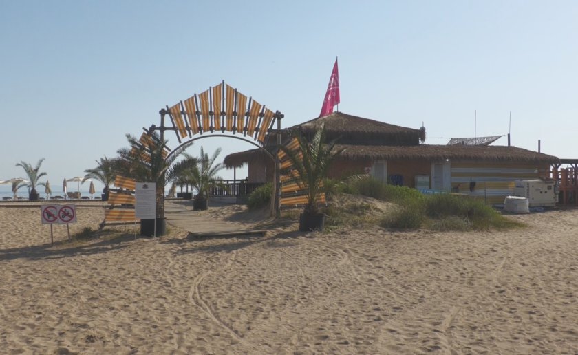 Полицай е задържан за побоя над момчетата край плажно заведение