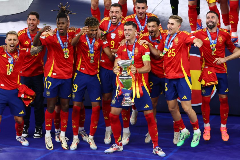 испания европейски шампион четвърти път историята