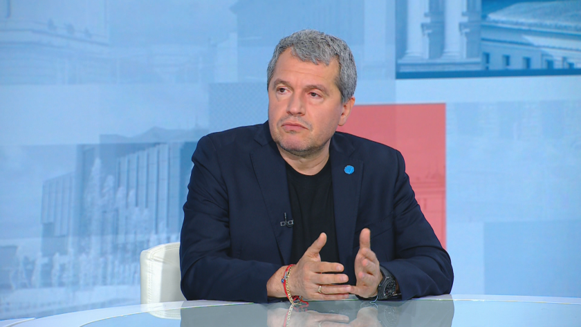 Попитан дали Има такъв народ подкрепя исканите от ПП-ДБ и