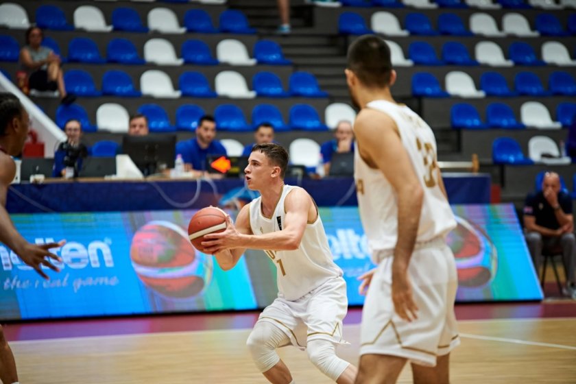 Илиян Пищиков Български национален отбор по баскетбол за мъже до 20 години