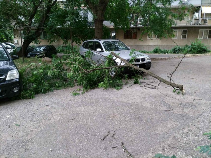 Силна буря с градушка в Монтана