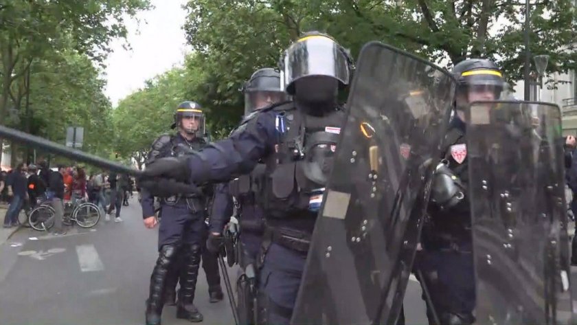 сблъсъци полиция протестиращи франция