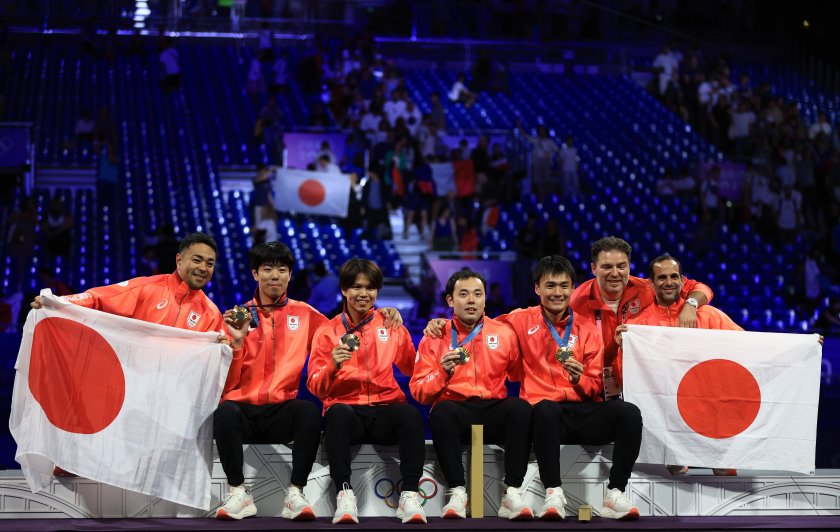 япония стана шампион отборната надпревара рапира